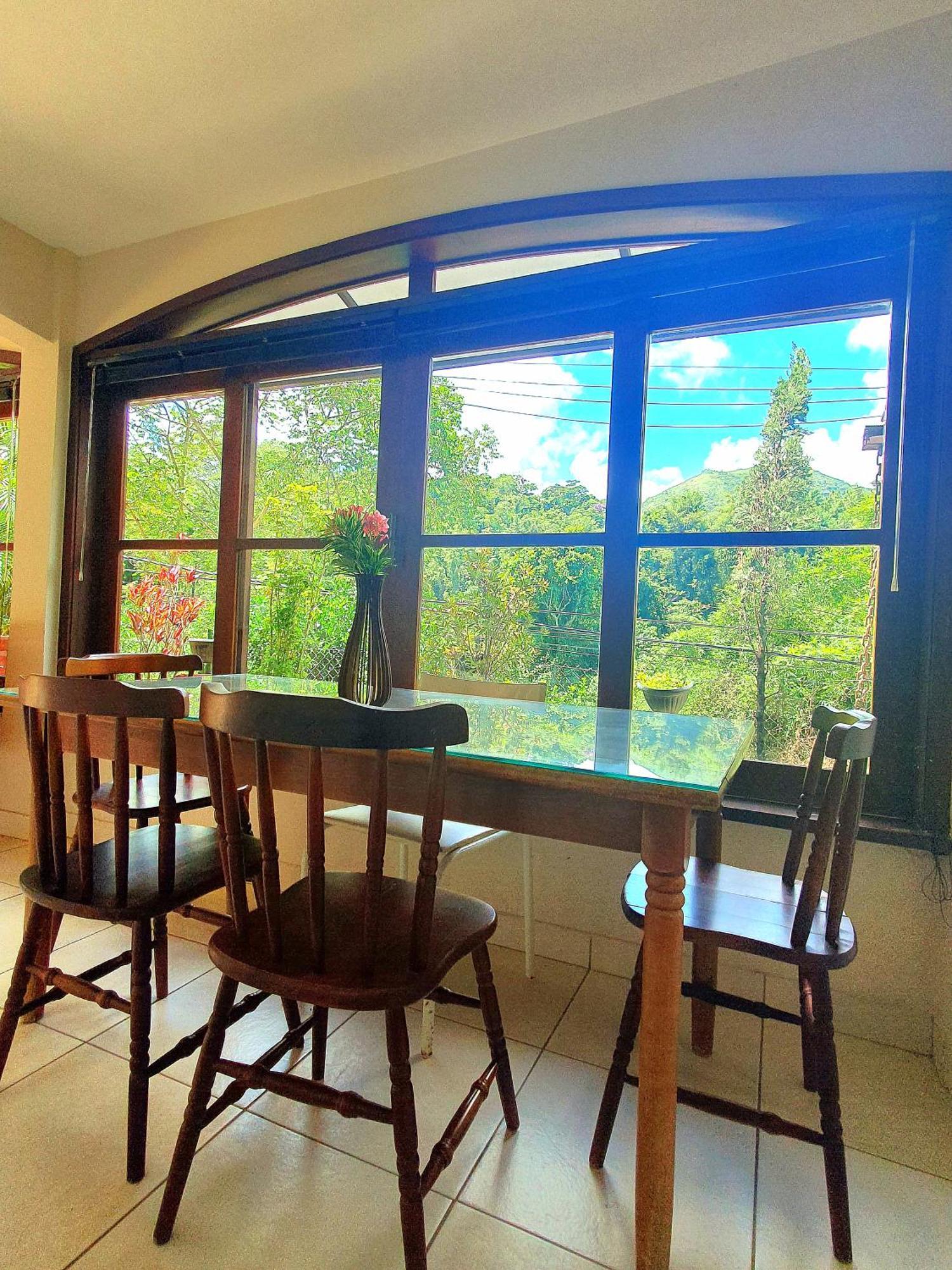 Aconchego de Itaipava: Nature Retreat with Jacuzzi & Kids Area Petropolis  Exterior photo